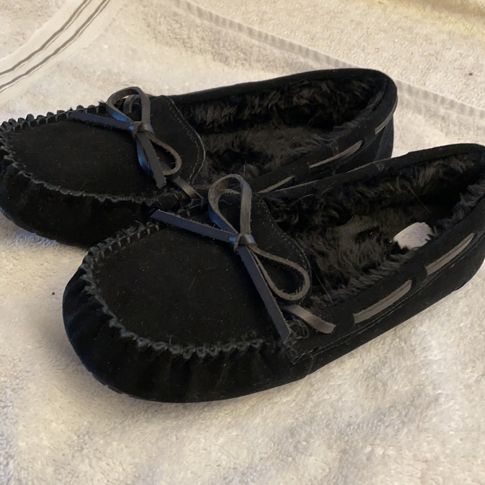 Women’s size 7 black slippers from Target